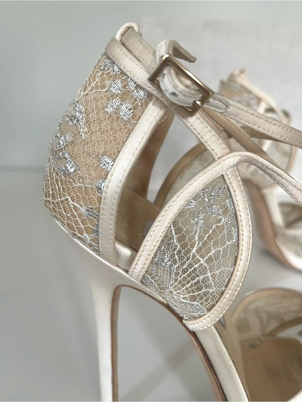 AUTHENTIC JIMMY CHOO ITALIAN LACE HEELS